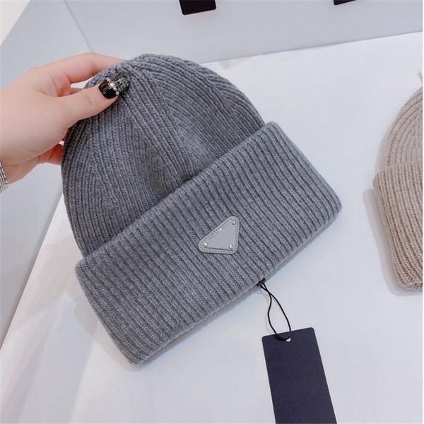 designer beanie knitted cap wool hat classical color women and men block knit sports skull caps ladies casual outdoor run keep warm for girl, Blue;gray
designer beanie knitted cap wool hat classical color women and men block knit sports skull caps ladies casual outdoor run keep warm for girl, Blue;gray