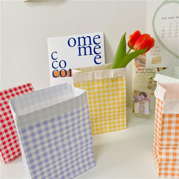 storage bags simple korean ins color plaid paper bag gift packaging candy sundries pendulum props
storage bags simple korean ins color plaid paper bag gift packaging candy sundries pendulum props