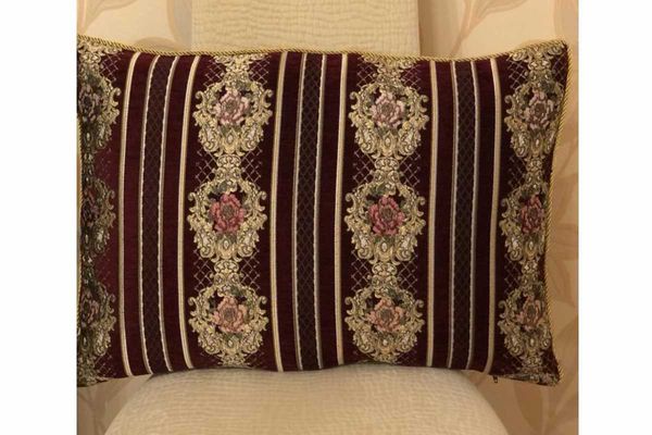 cushion/decorative pillow 3'lü crystal velvet case burgundy color embroidered decor home cushion cover set
cushion/decorative pillow 3'lü crystal velvet case burgundy color embroidered decor home cushion cover set