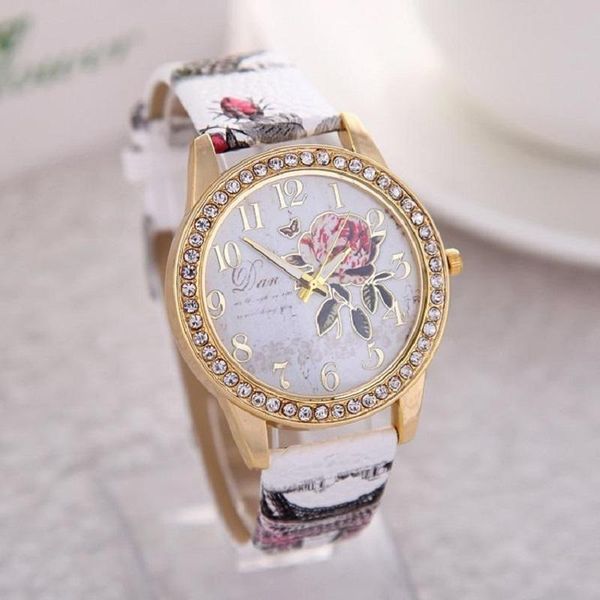 dames horloges flower rhinestone women watch leather band quartz wrist luxury fashion casual ladies clock gift saat wristwatches, Slivery;brown
dames horloges flower rhinestone women watch leather band quartz wrist luxury fashion casual ladies clock gift saat wristwatches, Slivery;brown