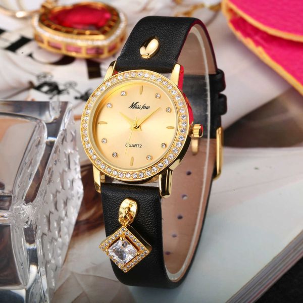 missfox korean fashion diamond inlaid exquisite small dial real belt women's watch, Slivery;brown
missfox korean fashion diamond inlaid exquisite small dial real belt women's watch, Slivery;brown