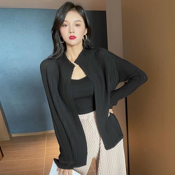 women's jackets women's outerwear for early autumn of 2021 miyak fold simple and versatile long-sleeved pleated cardigan jacket, Black;brown
women's jackets women's outerwear for early autumn of 2021 miyak fold simple and versatile long-sleeved pleated cardigan jacket, Black;brown