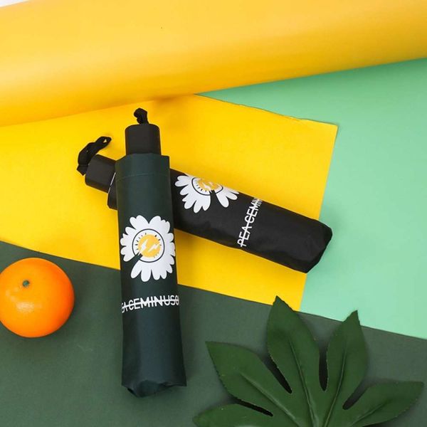 umbrella net red gd small daisy umbrella folding manual opening and closing black glue sunny rainy sun
umbrella net red gd small daisy umbrella folding manual opening and closing black glue sunny rainy sun