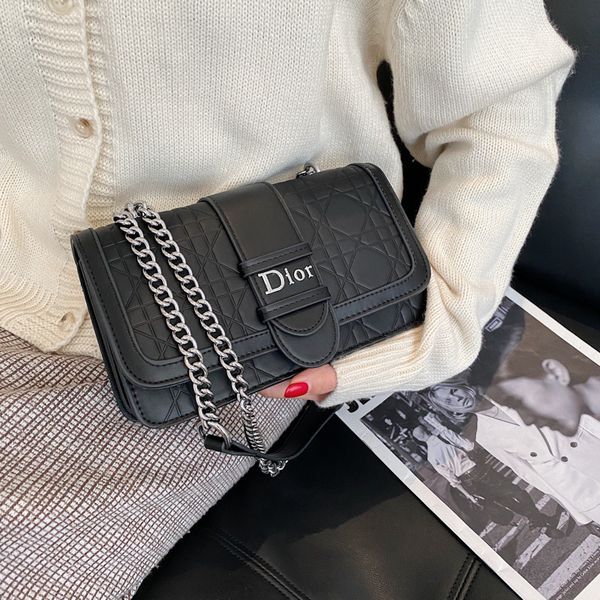 designer handbags female 2021 new trend fashion chain small square bag net red hand bill of lading shoulder messenger bag
designer handbags female 2021 new trend fashion chain small square bag net red hand bill of lading shoulder messenger bag