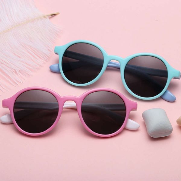 2021 fashion kids sunglasses silicone glasses polarized classic anti ultraviolet, Blue
2021 fashion kids sunglasses silicone glasses polarized classic anti ultraviolet, Blue
