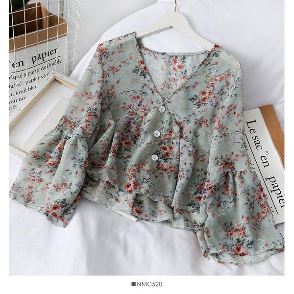 women's blouses & shirts blouse women retro v-neck bell sleeve chiffon printed shirt summer blusas ropa de mujer, White
women's blouses & shirts blouse women retro v-neck bell sleeve chiffon printed shirt summer blusas ropa de mujer, White