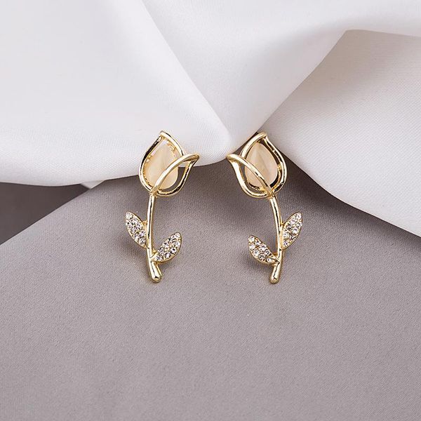 stud korean fashion opal rose flower earrings for women accessories party jewelry girl gift cute zircon oorbellen, Golden;silver
stud korean fashion opal rose flower earrings for women accessories party jewelry girl gift cute zircon oorbellen, Golden;silver