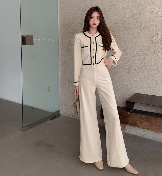 spring autumn vintage corduroy 2 piece sets women outfit elegant coat high waist wide leg pants suit ladies korea clothing 210514, White
spring autumn vintage corduroy 2 piece sets women outfit elegant coat high waist wide leg pants suit ladies korea clothing 210514, White