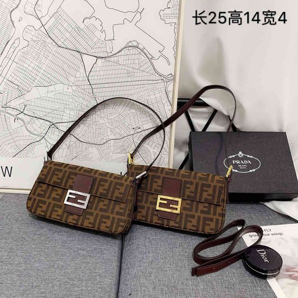new old flower embroidery ff middle ancient french stick bag grade single shoulder armpit canvas small squarezly
new old flower embroidery ff middle ancient french stick bag grade single shoulder armpit canvas small squarezly