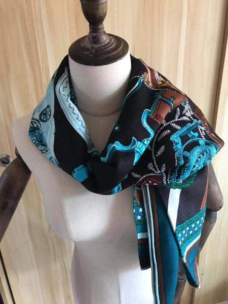 scarves 2021 arrival autumn winter classic design 140*140 cm colorful scarf 65% cashmere 35% silk wrap for women lady girl, Blue;gray
scarves 2021 arrival autumn winter classic design 140*140 cm colorful scarf 65% cashmere 35% silk wrap for women lady girl, Blue;gray
