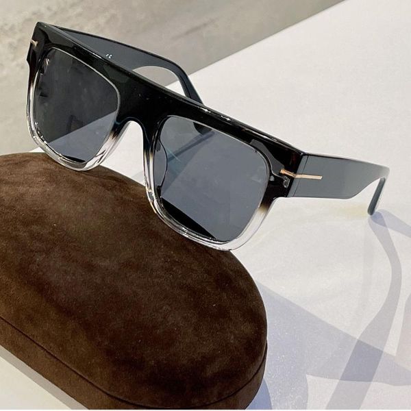 outdoor eyewear 2021 latest designer brand sunglasses luxury oversized couple glasses gift box packaging
outdoor eyewear 2021 latest designer brand sunglasses luxury oversized couple glasses gift box packaging