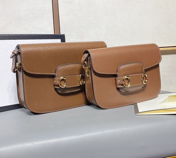 2021 lady saddle 1955 luxurys designers double g ladies favorite horsebit hasp handbags many colors are available women fashion
2021 lady saddle 1955 luxurys designers double g ladies favorite horsebit hasp handbags many colors are available women fashion