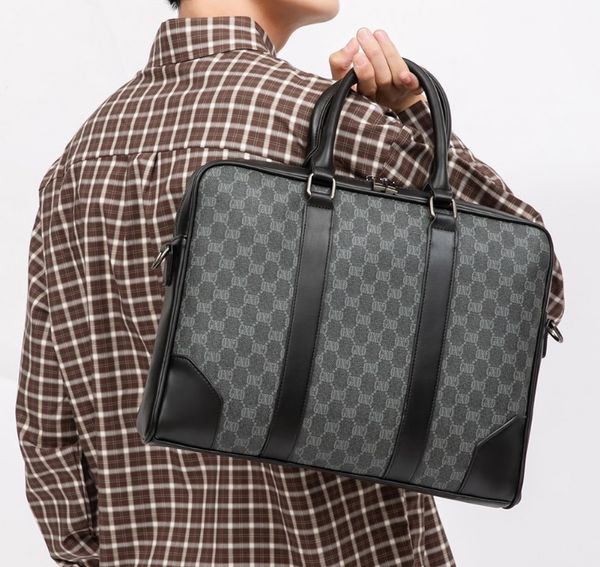2022 luxurys designers wallet handbags shoulder bags men luxury designer briefcases crossbody bag lappackage purse for women
2022 luxurys designers wallet handbags shoulder bags men luxury designer briefcases crossbody bag lappackage purse for women