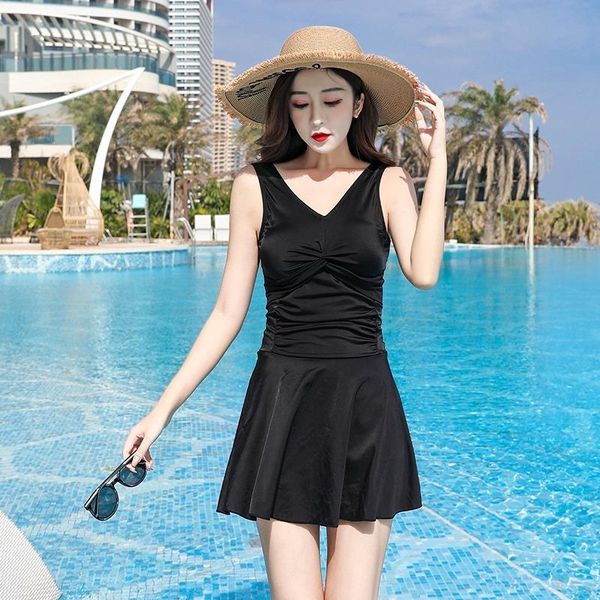 women's swimwear solid colors one piece swimsuit women conservative push up with pad swimming dress sleeveless v-neck bathing suit beac, White;black
women's swimwear solid colors one piece swimsuit women conservative push up with pad swimming dress sleeveless v-neck bathing suit beac, White;black