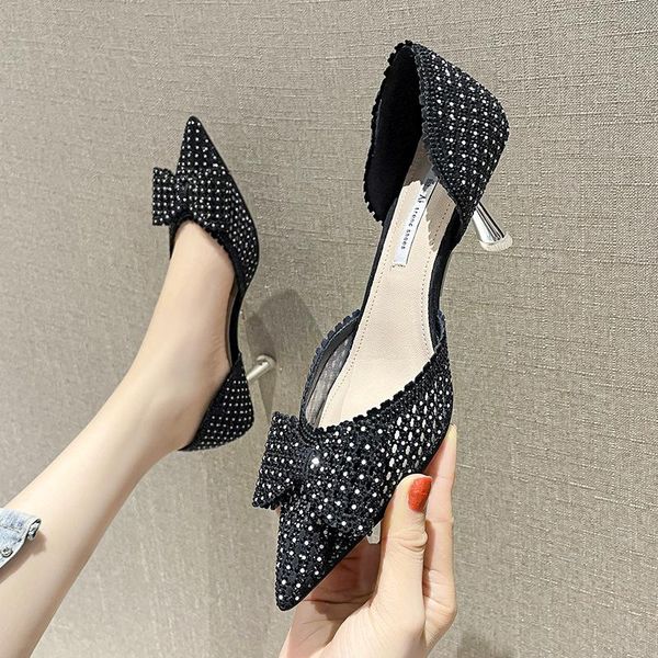 sandals low woman leather shoes lady 2021 summer heels suit female beige low-heeled retro elastic band girls velvet bow stil, Black
sandals low woman leather shoes lady 2021 summer heels suit female beige low-heeled retro elastic band girls velvet bow stil, Black