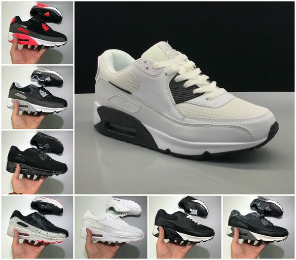 90s sports shoes 90 men women black white infrared recraft royal denham sneakers classic designers shoe outdoor casual trainers size 36-46
90s sports shoes 90 men women black white infrared recraft royal denham sneakers classic designers shoe outdoor casual trainers size 36-46