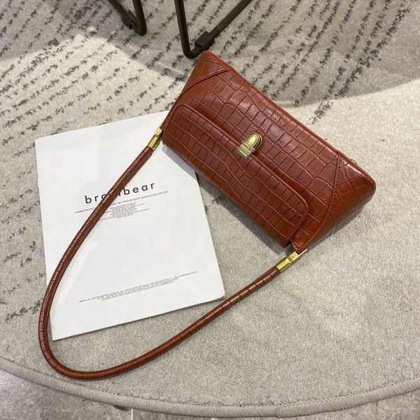 summer french stick net red armpit middle ancient cowhide single shoulder hand straddle bag purse
summer french stick net red armpit middle ancient cowhide single shoulder hand straddle bag purse