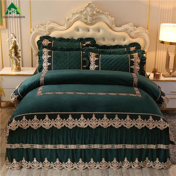 bedding sets dark green magic velvet flannel lace thickening bed skirt pillowcase duvet cover princess style warm winter
bedding sets dark green magic velvet flannel lace thickening bed skirt pillowcase duvet cover princess style warm winter