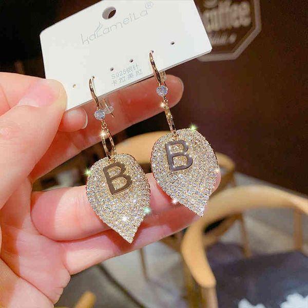 luxury brand long pearl drop earrings for women crystal letter b earring female wedding fashion jewelry, Silver
luxury brand long pearl drop earrings for women crystal letter b earring female wedding fashion jewelry, Silver