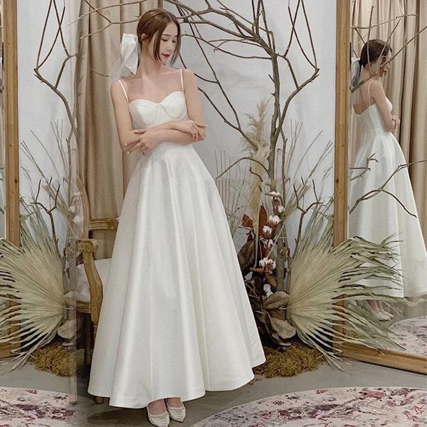 ethnic clothing bridal spaghetti strap wedding dress 2021 white satin mariage backless lacing up gowns vestidos dresses, Red
ethnic clothing bridal spaghetti strap wedding dress 2021 white satin mariage backless lacing up gowns vestidos dresses, Red