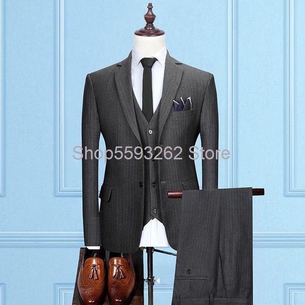 men's suits & blazers two-button suit slim casual three-piece nightclub manager forefoot professional dress, White;black
men's suits & blazers two-button suit slim casual three-piece nightclub manager forefoot professional dress, White;black