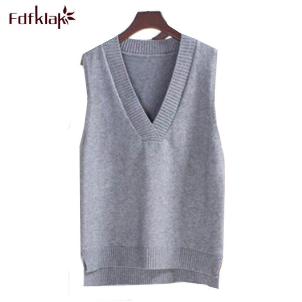 women's sweaters spring autumn sweater vest women sleeveless v-neck knitted female casual tank pullover girl's knit shirt b02, White;black
women's sweaters spring autumn sweater vest women sleeveless v-neck knitted female casual tank pullover girl's knit shirt b02, White;black