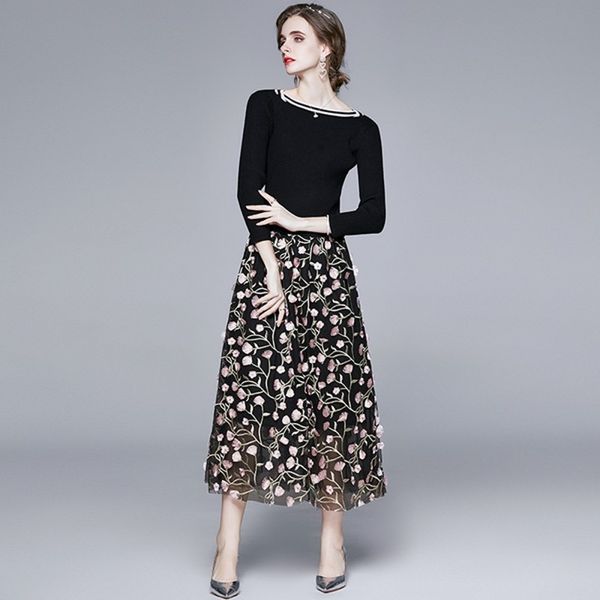 runway autumn women fashion knitting mesh embroidery patchwork elegant slash neck long sleeve ol midi sweater dresses 210514, Black;gray
runway autumn women fashion knitting mesh embroidery patchwork elegant slash neck long sleeve ol midi sweater dresses 210514, Black;gray