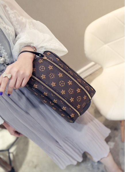 2-301 women luxurys designers bags crossbody handbags womens purses shoulder shopping totes bag
2-301 women luxurys designers bags crossbody handbags womens purses shoulder shopping totes bag