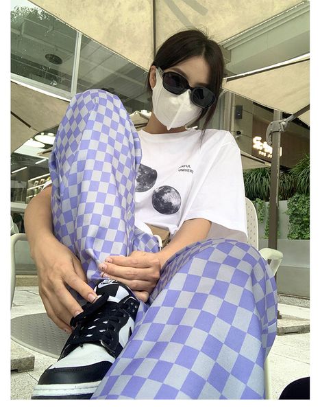 2021 summer simple girl retro plaid casual trousers womens trousers street fashion straight thin casual women pants, Black;white
2021 summer simple girl retro plaid casual trousers womens trousers street fashion straight thin casual women pants, Black;white