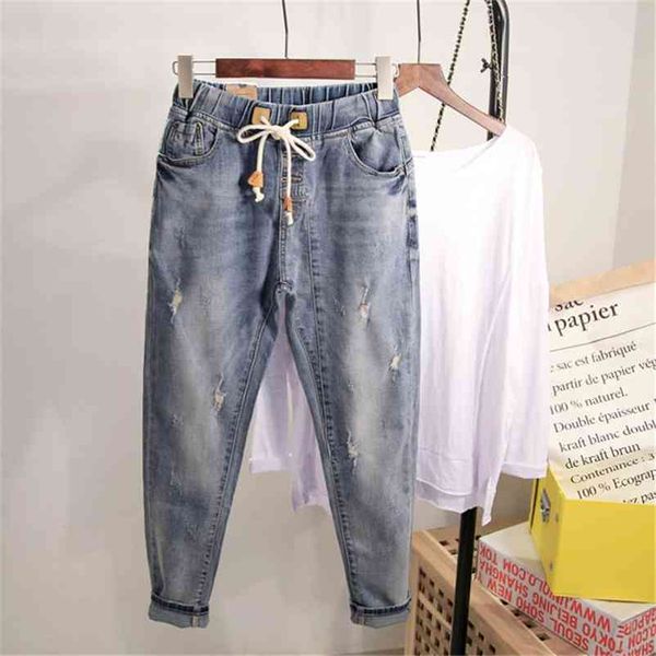 large size women denim wide leg jeans pants spring autumn casual boyfriend jeans for women streetwear high waist mom jeans q1679 210322, Blue
large size women denim wide leg jeans pants spring autumn casual boyfriend jeans for women streetwear high waist mom jeans q1679 210322, Blue