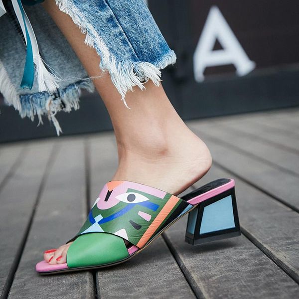 slippers aiweiyi vintage syle woman slipper shoes women print leather artsy summer beach retro style slides, Black
slippers aiweiyi vintage syle woman slipper shoes women print leather artsy summer beach retro style slides, Black