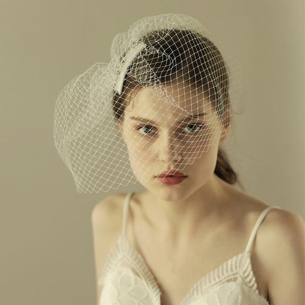 bridal veils wedding women retro blusher veil birdcage vintage noble elegant bride with comb short party headpiece accessory, Black
bridal veils wedding women retro blusher veil birdcage vintage noble elegant bride with comb short party headpiece accessory, Black