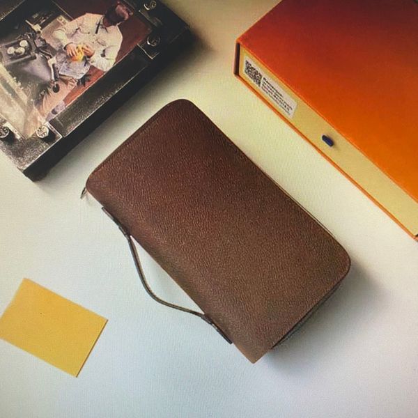 wholesale zippy xl women wallet men long wallets zipper with belt handle leather passport clutch purse credit card holders 61506 n41503
wholesale zippy xl women wallet men long wallets zipper with belt handle leather passport clutch purse credit card holders 61506 n41503