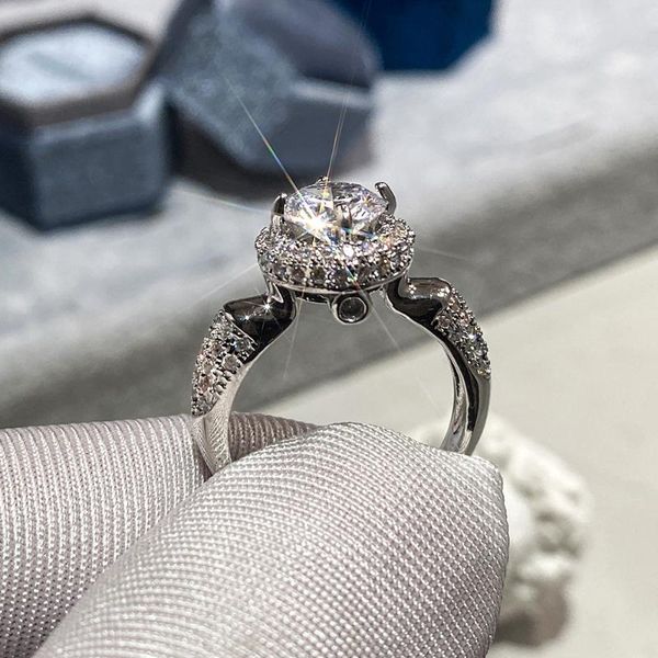 female white round zircon crystal stone ring vintage silver color wedding rings for women fashion luxury bride engagement, Slivery;golden
female white round zircon crystal stone ring vintage silver color wedding rings for women fashion luxury bride engagement, Slivery;golden