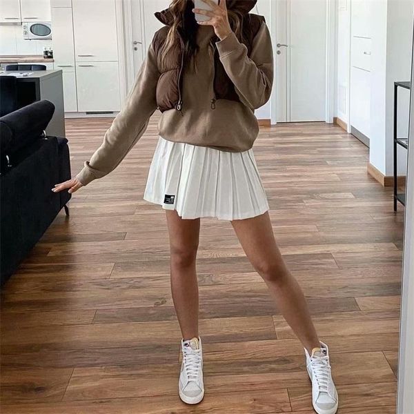 women's vests women 2022 fashion stand-up collar cotton vest female niche design zipper sleeveless slim casual streetwear, Black;white
women's vests women 2022 fashion stand-up collar cotton vest female niche design zipper sleeveless slim casual streetwear, Black;white