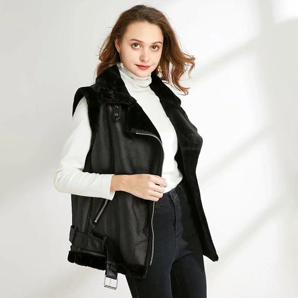 women's vests elegant women warm pu leather waistcoats 2021 winter fashion ladies thick fleece waistcoat female chic vest jacket girls, Black;white
women's vests elegant women warm pu leather waistcoats 2021 winter fashion ladies thick fleece waistcoat female chic vest jacket girls, Black;white