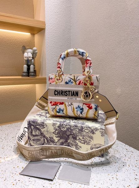2021 bag party star style luxury shoulder messenger crossbody women hand fashion bags handbags handbag -l1754, Red;black
2021 bag party star style luxury shoulder messenger crossbody women hand fashion bags handbags handbag -l1754, Red;black
