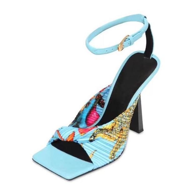 sandals floral shoes women big size .5 ankle strap thin high heels dress square toe summer, Black
sandals floral shoes women big size .5 ankle strap thin high heels dress square toe summer, Black