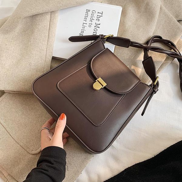 evening bags lock leather designer pu solid color shoulder for women 2021 crossbody bag lady small handbags trending underarm
evening bags lock leather designer pu solid color shoulder for women 2021 crossbody bag lady small handbags trending underarm