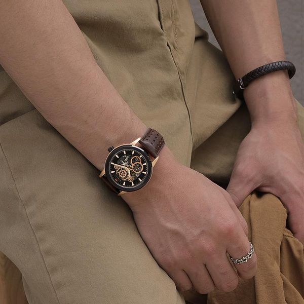 wristwatches 2021naviforce luxury bussiness genuine leather watches for men fashion automatic mechanical sport water ressistance clock, Slivery;brown
wristwatches 2021naviforce luxury bussiness genuine leather watches for men fashion automatic mechanical sport water ressistance clock, Slivery;brown