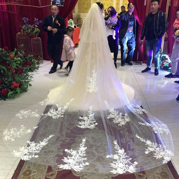 bridal veils real po two layers wedding veil lace appliqued edge cover face long head accessories selling, Black
bridal veils real po two layers wedding veil lace appliqued edge cover face long head accessories selling, Black