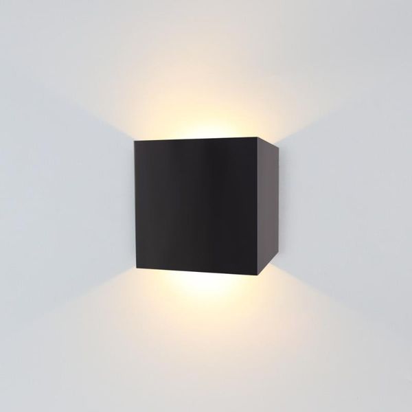 outdoor wall lamps 6w/10w modern simple creative waterproof lamp led courtyard gate terrace balcony garden light
outdoor wall lamps 6w/10w modern simple creative waterproof lamp led courtyard gate terrace balcony garden light
