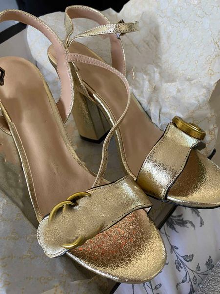 classic high heeled sandals coarse heel leather suede woman shoes metal buckle parties 7cm high heels gglvlouis
vitton„, Black
classic high heeled sandals coarse heel leather suede woman shoes metal buckle parties 7cm high heels gglvlouis
vitton„, Black
