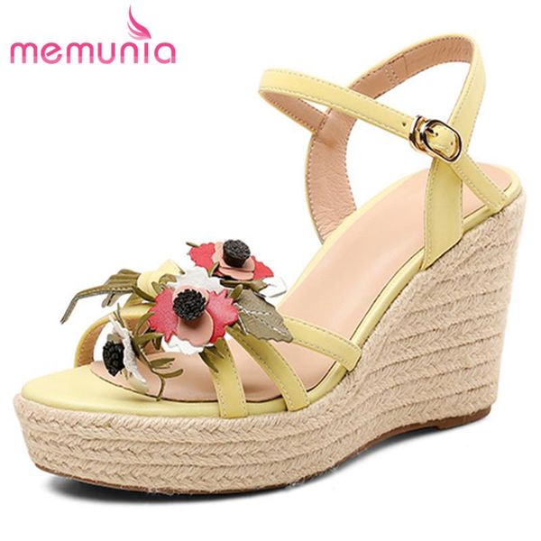 dress shoes memunia 2021 high heels wedges platform sandals women genuine leather flower buckle bohemia party woman, Black
dress shoes memunia 2021 high heels wedges platform sandals women genuine leather flower buckle bohemia party woman, Black
