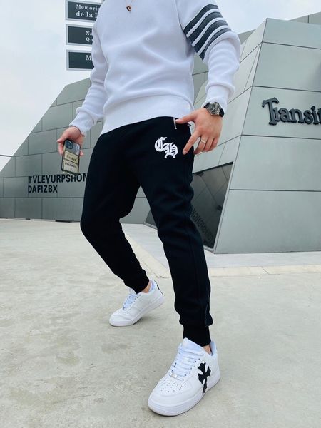 classic new spring summer chaokeluoxin personalized 2021 trend men's and women's embroidered casual pants, White;black
classic new spring summer chaokeluoxin personalized 2021 trend men's and women's embroidered casual pants, White;black