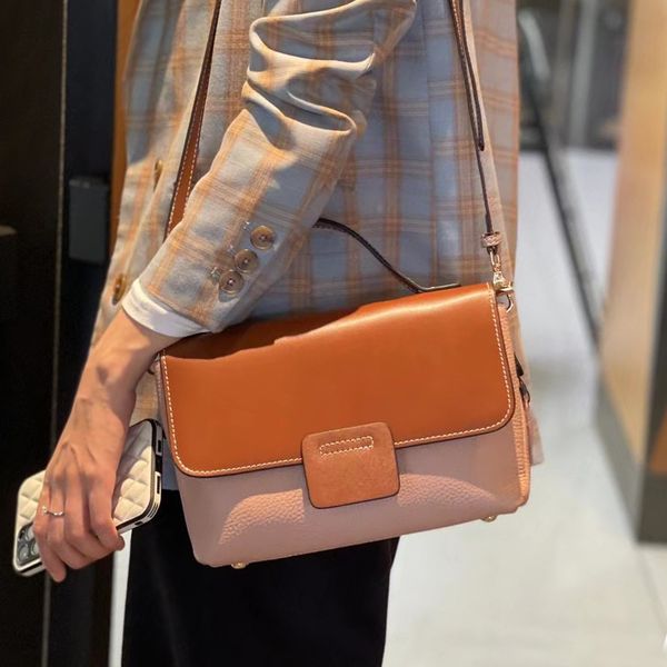design bag 2021 summer new cowhide messenger women's versatile fashion foreign style one shoulder handbag, Red;black
design bag 2021 summer new cowhide messenger women's versatile fashion foreign style one shoulder handbag, Red;black