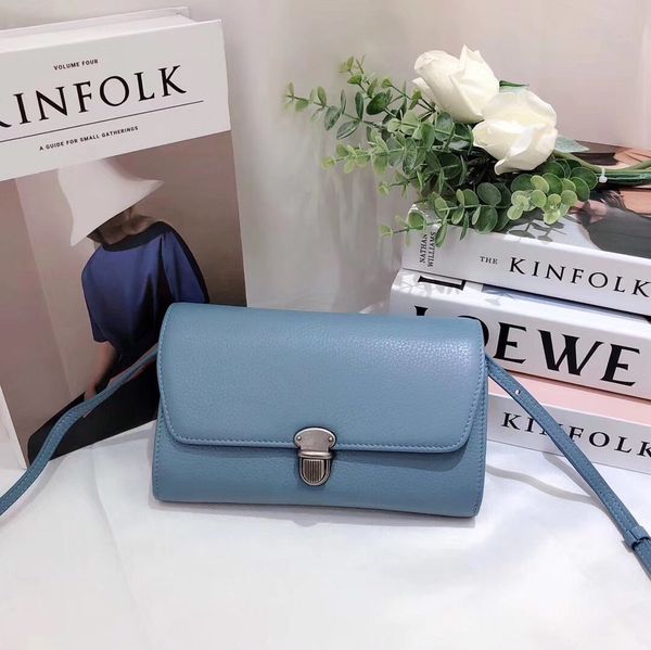 luxury multi pochette hourglass bag designer p family bags 2021 c nylon mini hanghhangbag akend l zhouzhoubao123 g telfar quilted handbags h
luxury multi pochette hourglass bag designer p family bags 2021 c nylon mini hanghhangbag akend l zhouzhoubao123 g telfar quilted handbags h