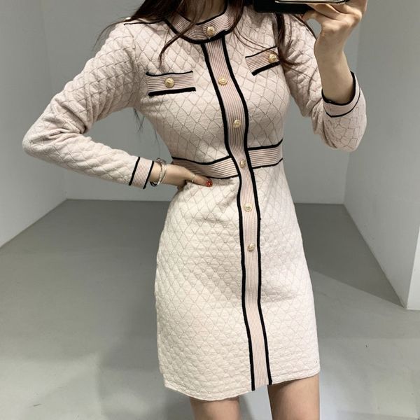 dress elegant female nightgown 2021 fall thin winter gold button bodycon mesh dressed ladies in vintage robes office gown d89p, Black;gray
dress elegant female nightgown 2021 fall thin winter gold button bodycon mesh dressed ladies in vintage robes office gown d89p, Black;gray