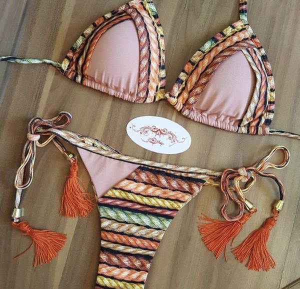 2021 ladys new patchwork bikini string halter ties bikinis women brazilian micro bikini swimsuit tassels swimwear bathing suiting
2021 ladys new patchwork bikini string halter ties bikinis women brazilian micro bikini swimsuit tassels swimwear bathing suiting