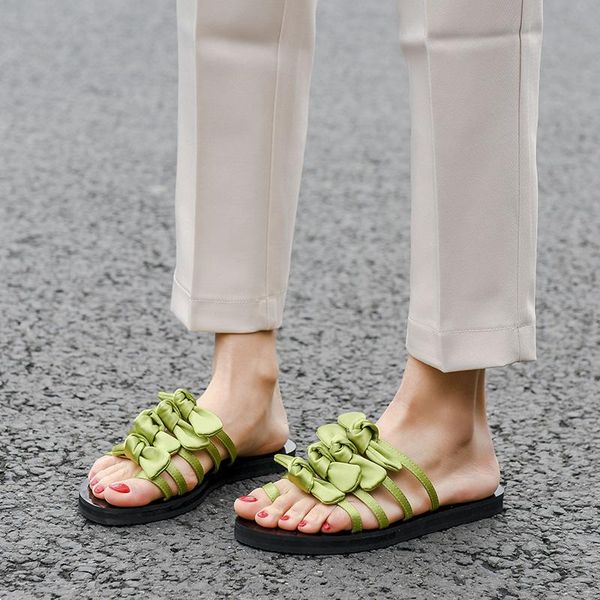 slippers summer ladies satin bowtie flat mules open toe beach shoes strappy women, Black
slippers summer ladies satin bowtie flat mules open toe beach shoes strappy women, Black